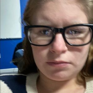 Meet your Posher, Mallory